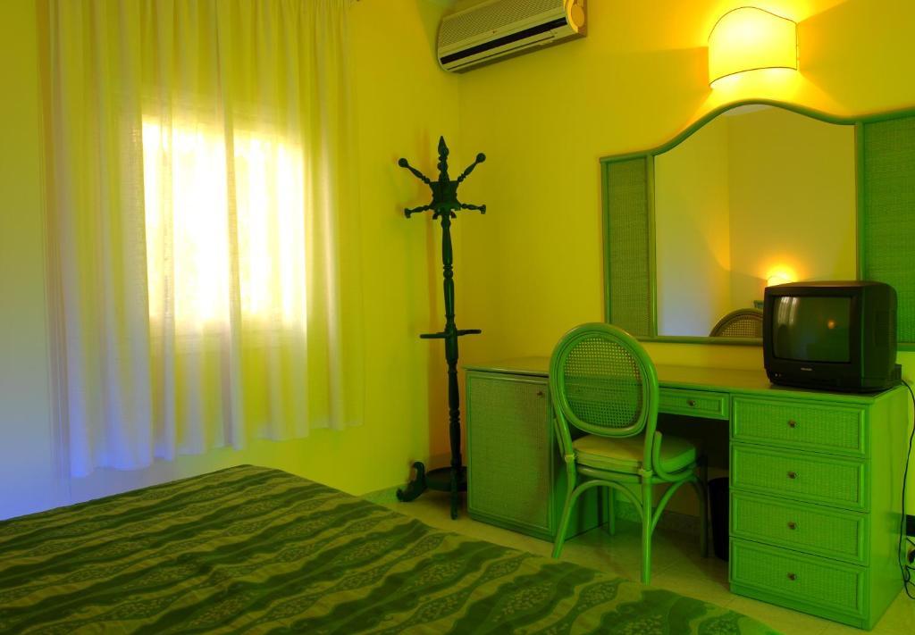 Hotel Guglielmo Catanzaro Oda fotoğraf